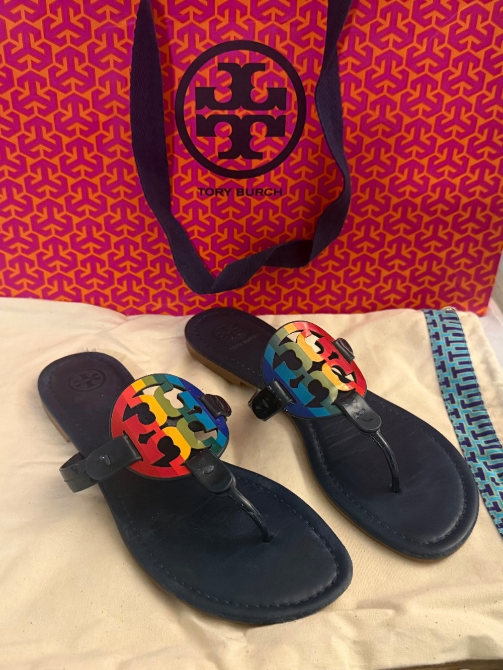 💙 🩷 Like NEW 💜 💛 Tory Burch Navy Rainbow Miller Sandals